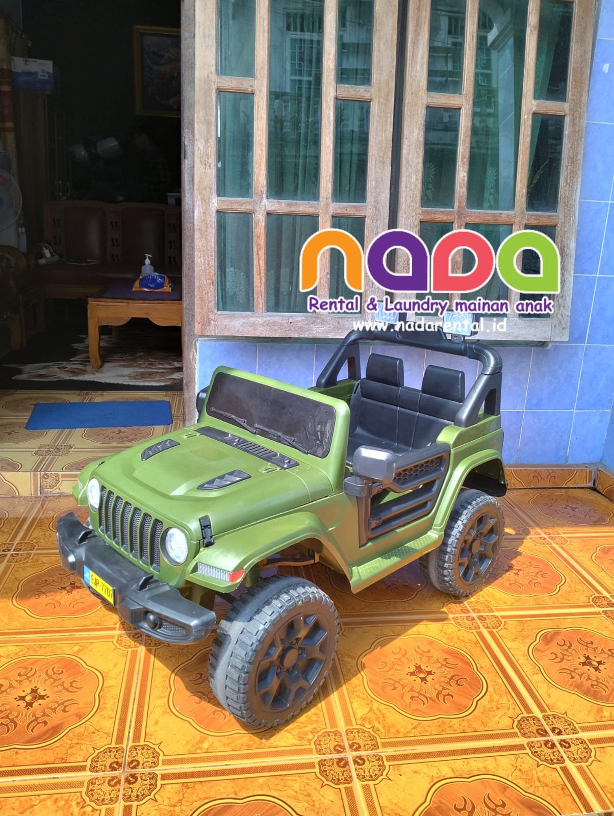MOBIL AKI JEEP - ARMY