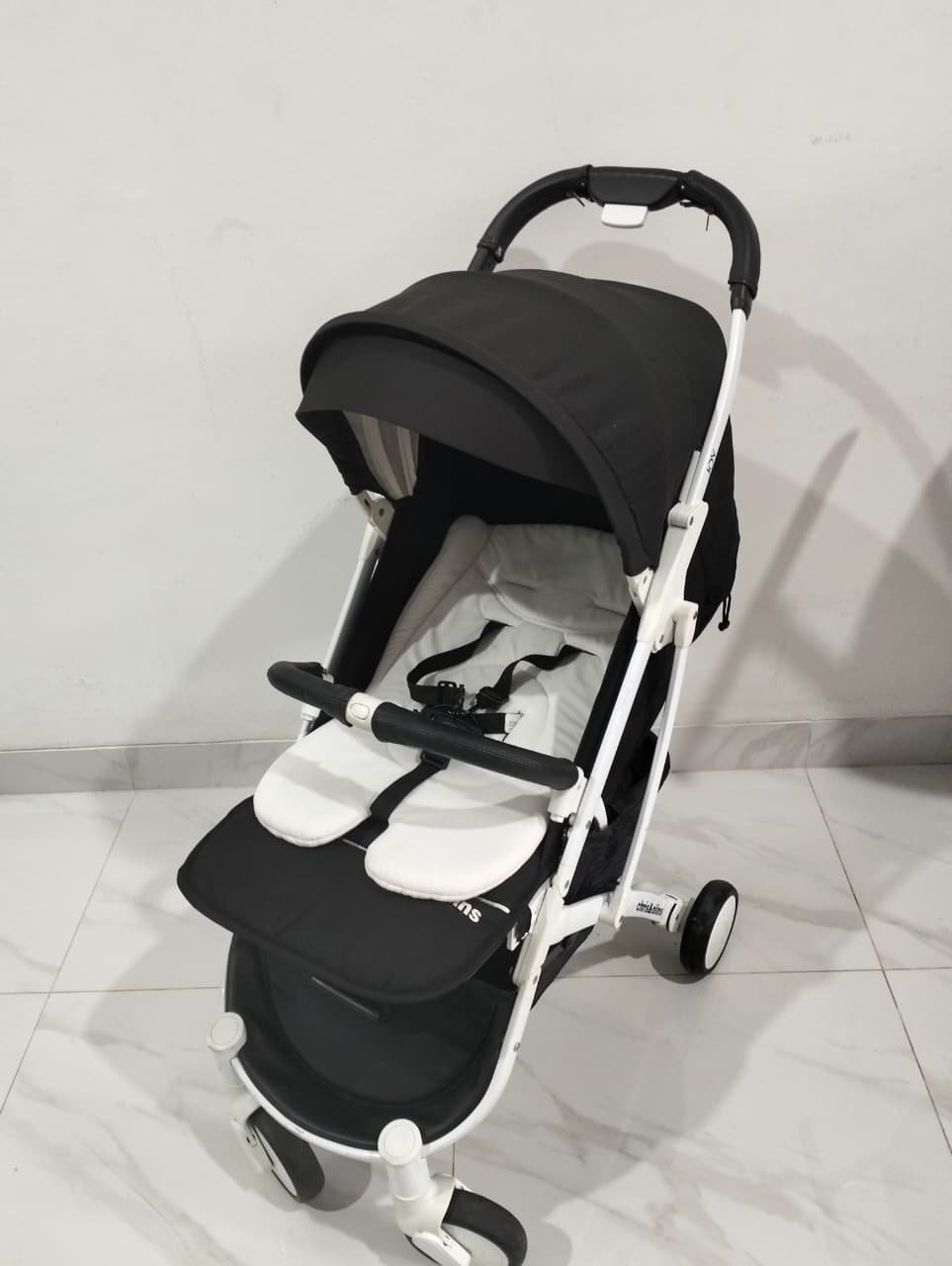 STROLLER CHRIS OLINS JOY